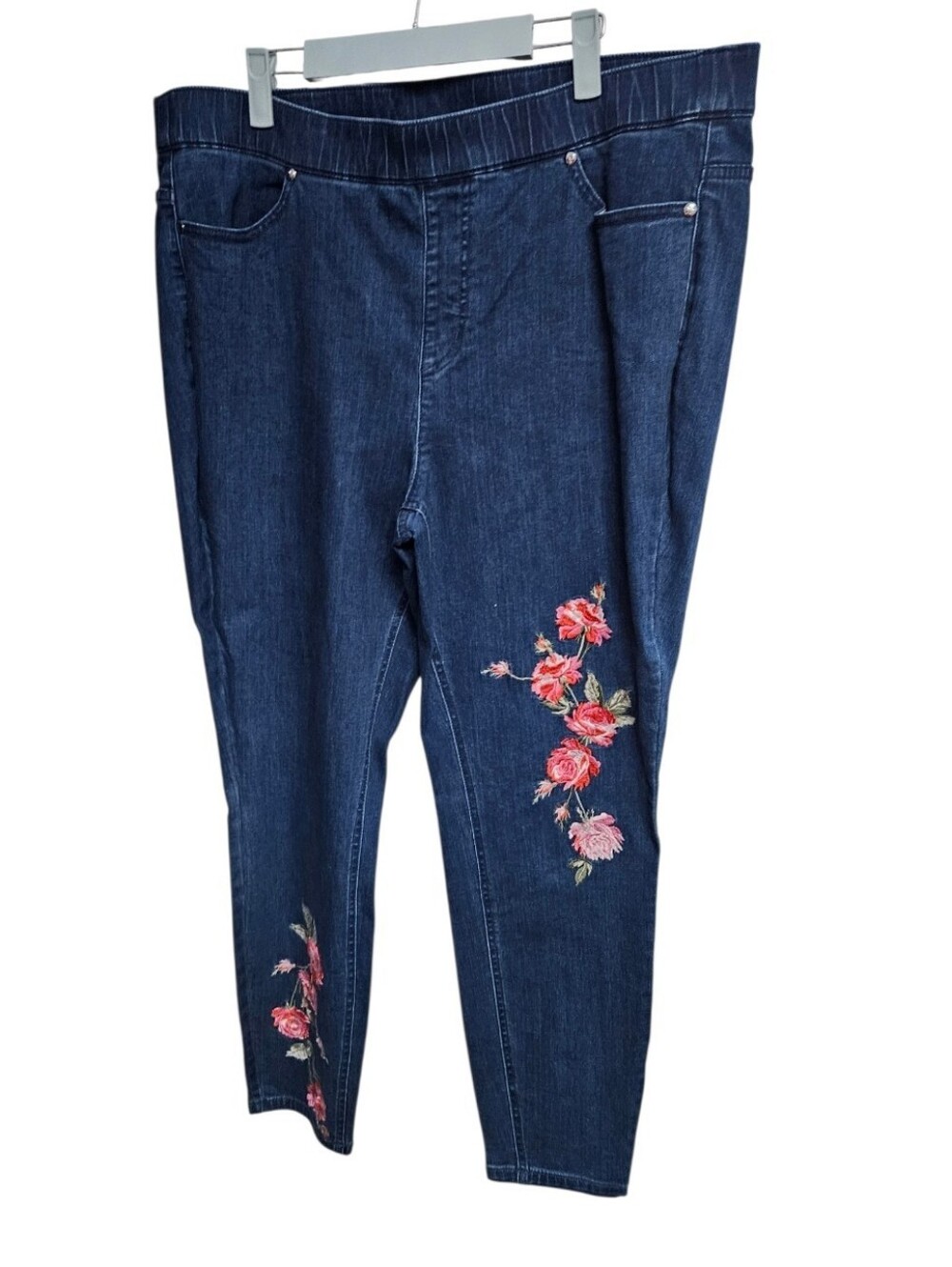 Isaac Mizrahi Dark Blue Jeggings with Pink Floral Embroidery